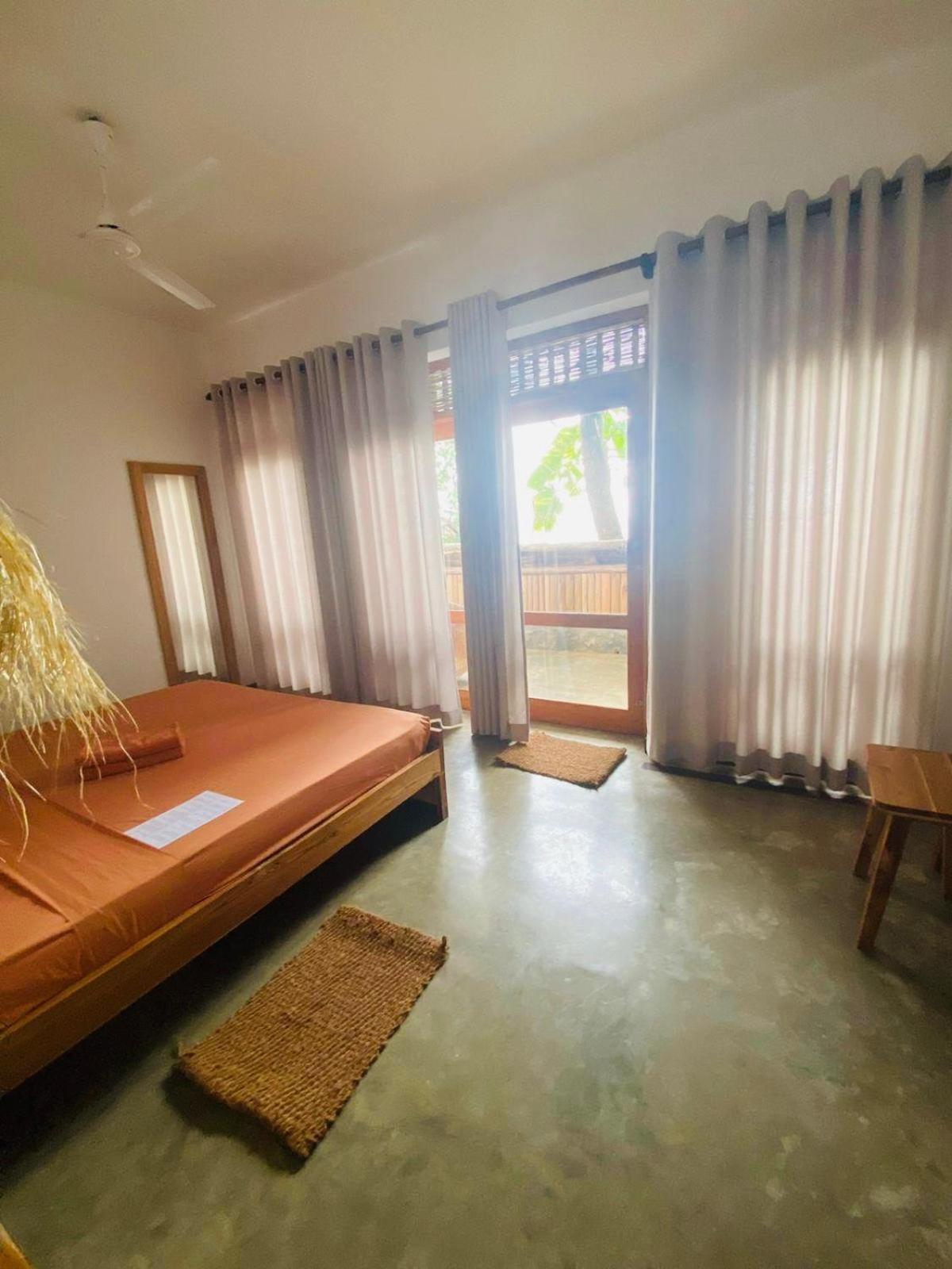 Hotel Amaroo Hikkaduwa Exterior foto